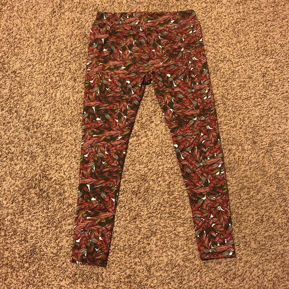 So Cute! Tall n Curvy Lularoe Leggings - Picture 3 of 4